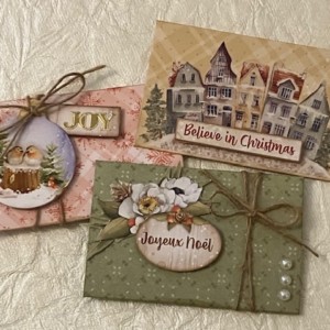 How to Make Easy Gift Card Holders- For Christmas or any occasion!