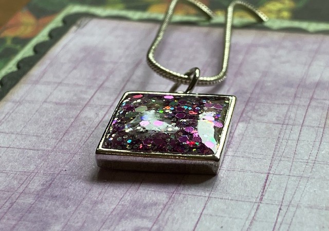 Inspiration: Tag in a Bag + Resin Pendant Gift Idea